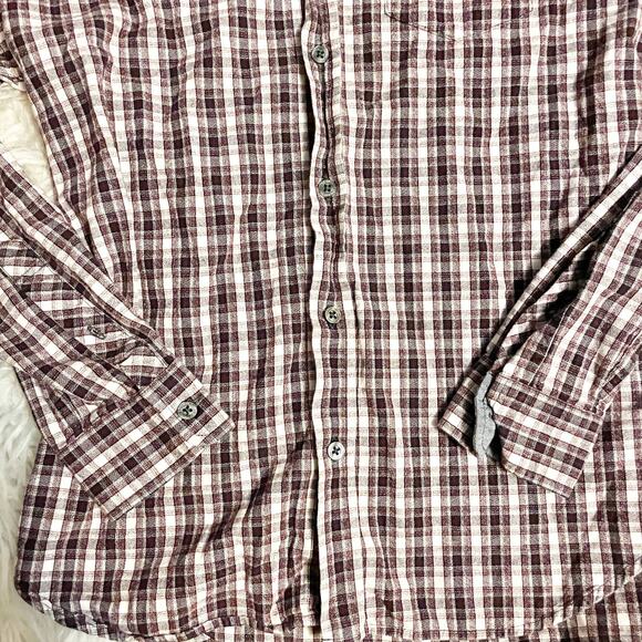 Adriano Goldschmied Men's Red and White Plaid Flannel Button Down Size Small - Picture 6 of 6
